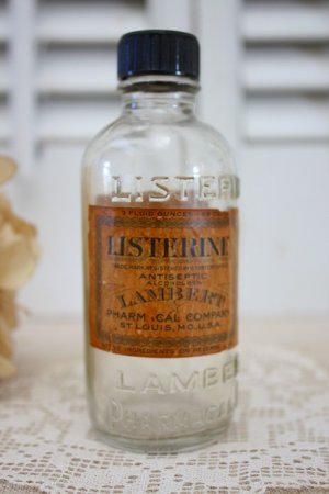 画像1: ラベル付きボトル LISTERINE