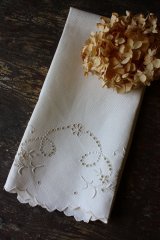 画像: リネン　タオル　お花の刺繍